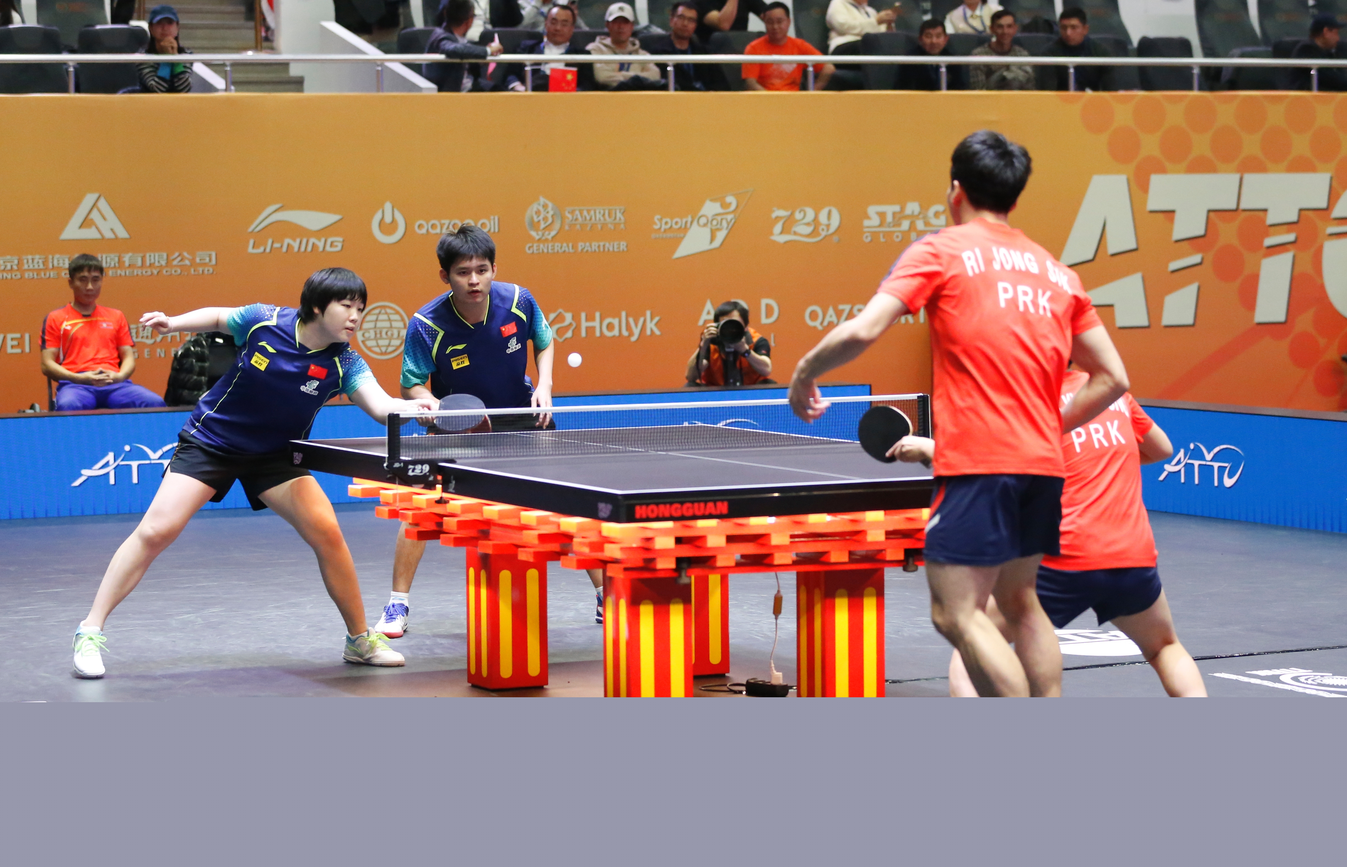 霸主地位 霸主地位