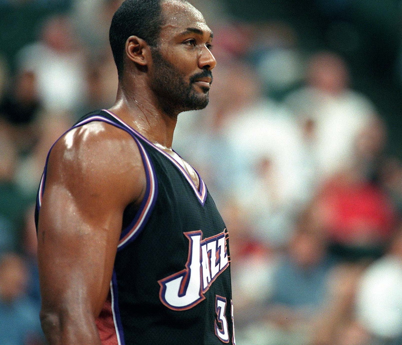 队完成一场 队完成一场